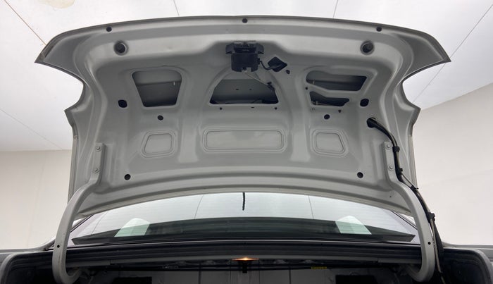 2014 Hyundai Xcent S (O) 1.2, Petrol, Manual, 43,480 km, Boot Door Open