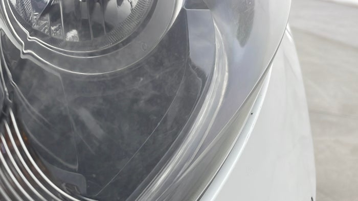 Kia Sportage-Head Light LHS Scratched