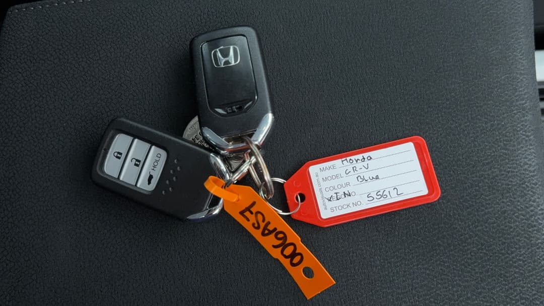 2020 Honda CR-V Vti X (2WD) 5 Seats, Automatic, 99147 km, Key Close-up