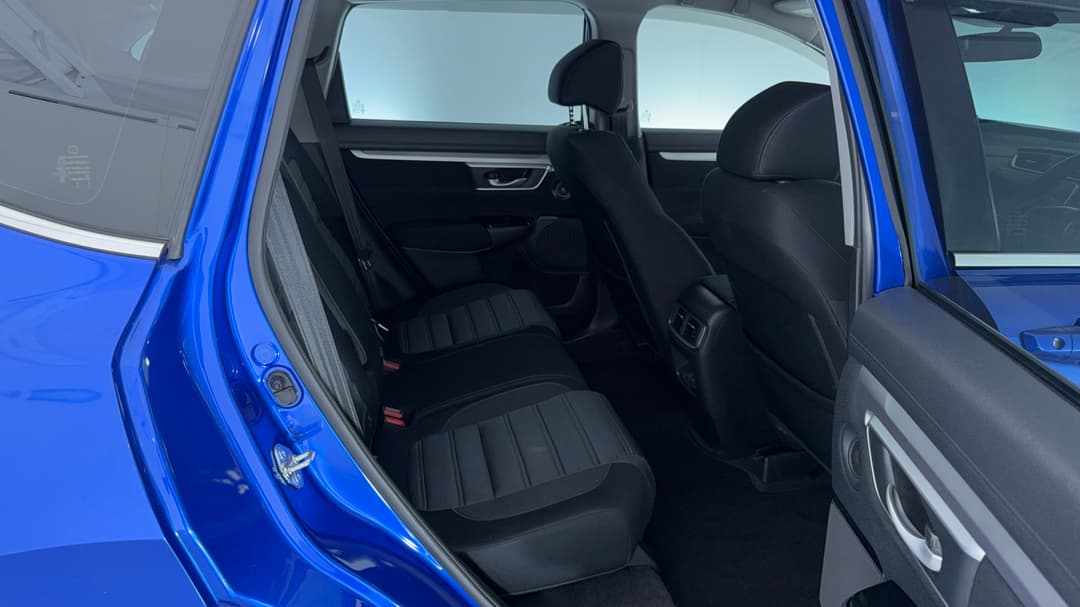 2020 Honda CR-V Vti X (2WD) 5 Seats, Automatic, 99147 km, Right Side Rear Door Cabin View