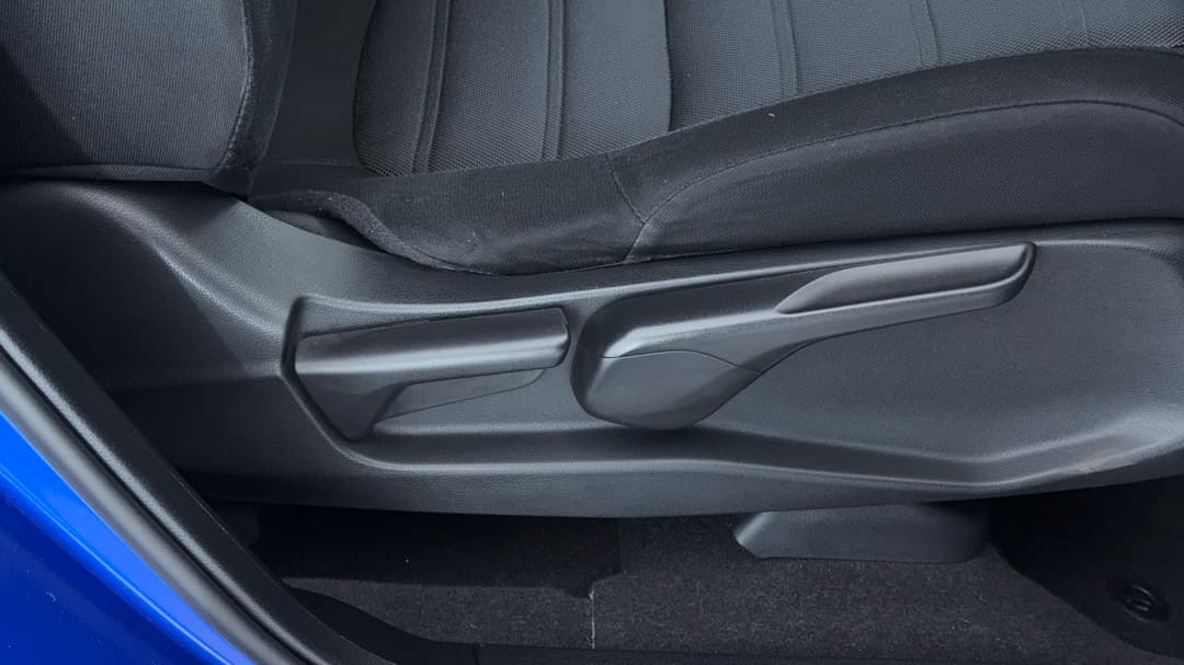 2020 Honda CR-V Vti X (2WD) 5 Seats, Automatic, 99147 km, Drivers Side Adjustment Panel