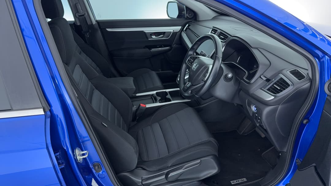 2020 Honda CR-V Vti X (2WD) 5 Seats, Automatic, 99147 km, Right Side Front Door Cabin View
