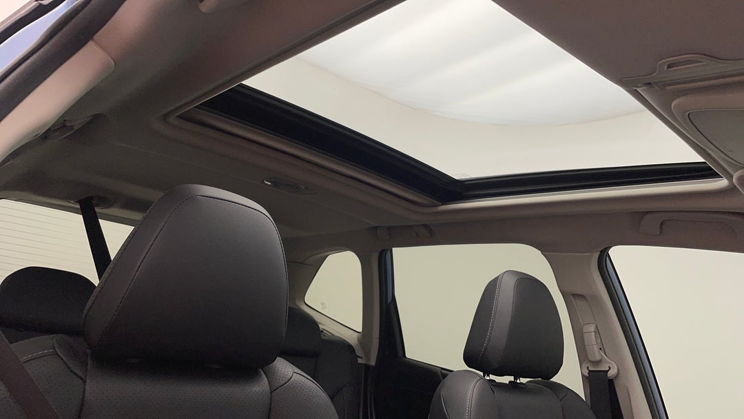 Interior Sunroof/Moonroof