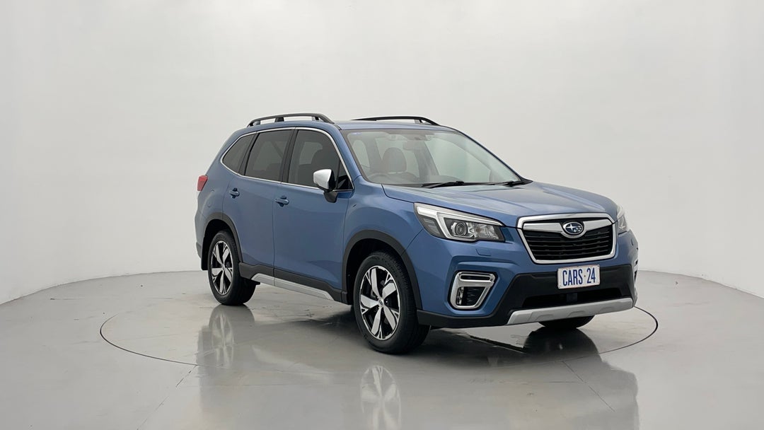 Right Front Diagonal (45- Degree) View