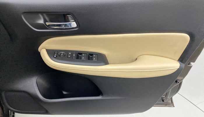 2022 Honda City ZX CVT, Petrol, Automatic, 6,562 km, Driver Side Door Panels Control