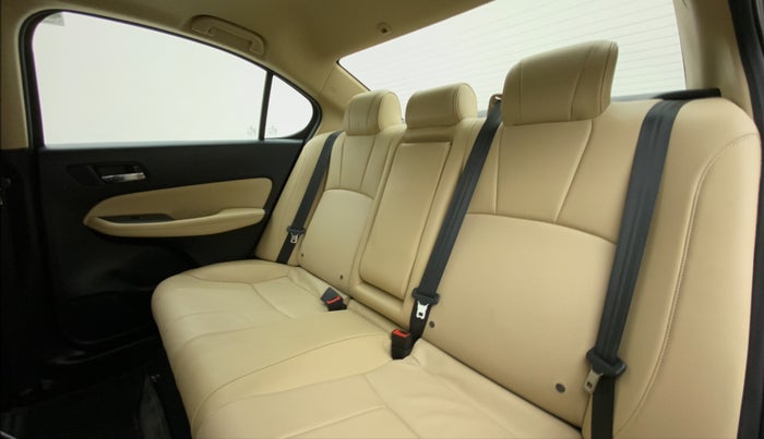2022 Honda City ZX CVT, Petrol, Automatic, 6,562 km, Right Side Rear Door Cabin