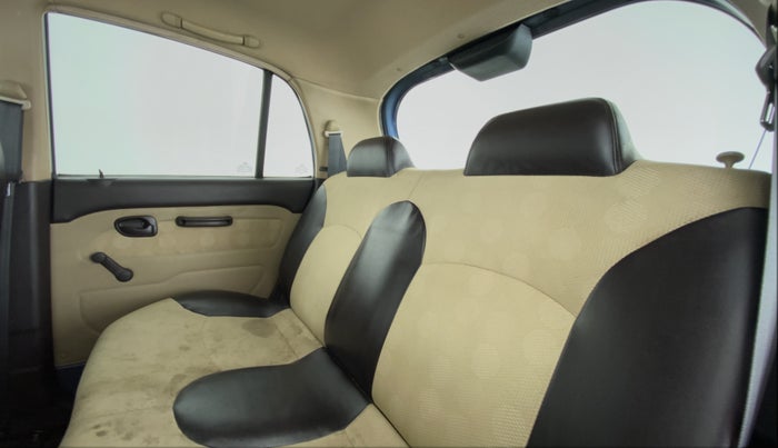 2012 Hyundai Santro Xing GL PLUS, Petrol, Manual, 24,972 km, Right Side Rear Door Cabin