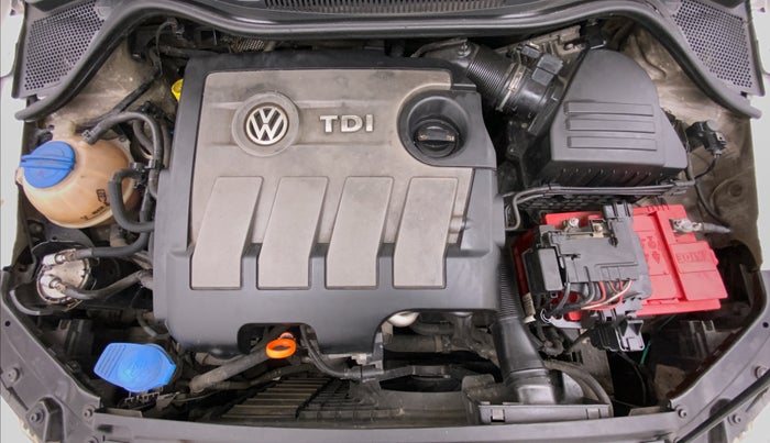 2011 Volkswagen Vento HIGHLINE DIESEL, Diesel, Manual, 1,76,467 km, Open Bonet