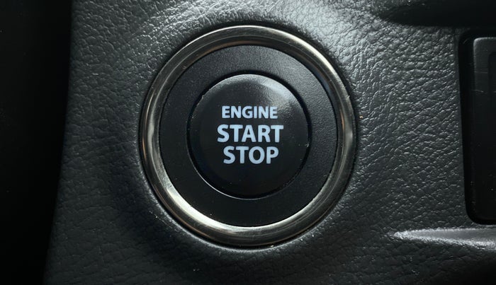 2018 Maruti Vitara Brezza ZDI PLUS DUAL TONE, Diesel, Manual, 21,636 km, Keyless Start/ Stop Button