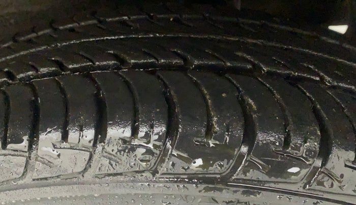 2015 Maruti Celerio ZXI, Petrol, Manual, 40,763 km, Left Rear Tyre Tread
