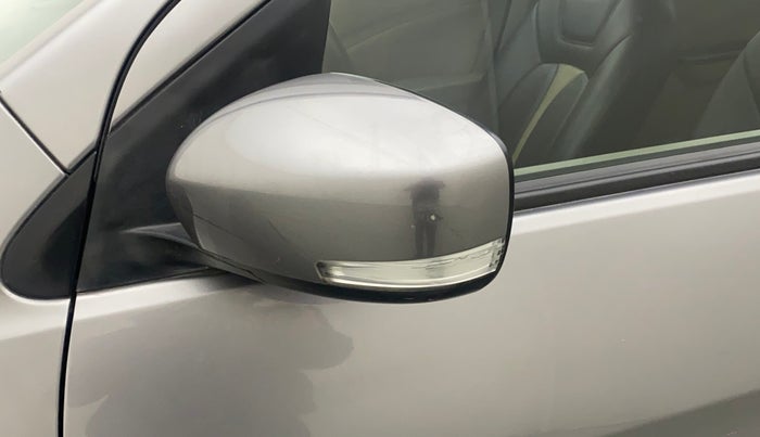 2015 Maruti Celerio ZXI, Petrol, Manual, 40,763 km, Left rear-view mirror - Indicator light has minor damage