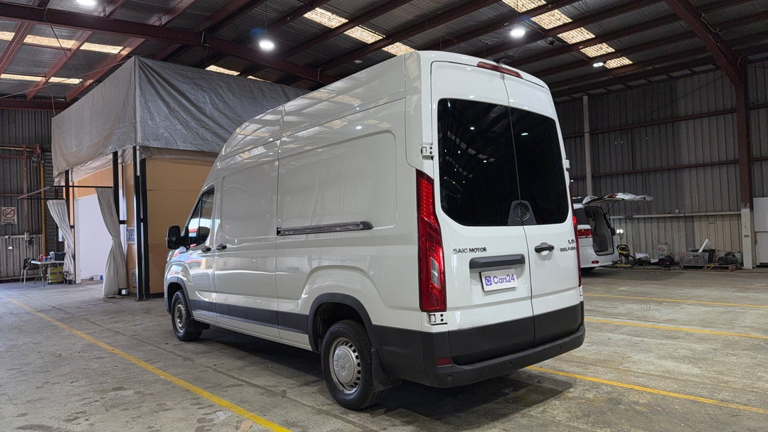 Left Back Diagonal (45- Degree) View