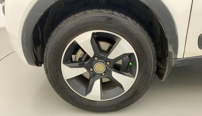 2019 Tata NEXON XZA PLUS DIESEL, Diesel, Automatic, 99,105 km, Left Front Wheel