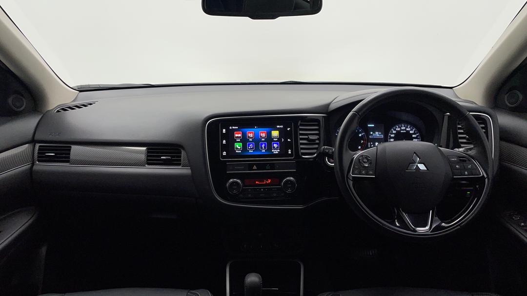 2019 Mitsubishi Outlander Exceed 7 Seat (awd), Automatic, 71473 km, Dashboard View