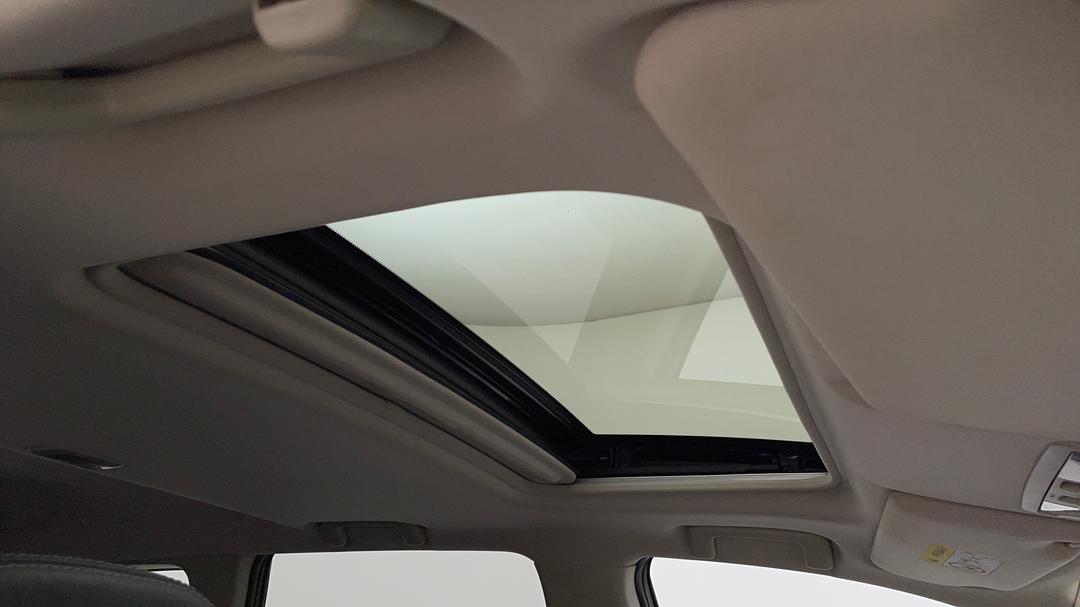 2019 Mitsubishi Outlander Exceed 7 Seat (awd), Automatic, 71473 km, Interior Sunroof/Moonroof