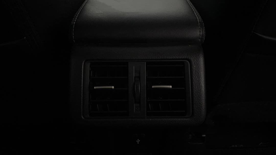 2019 Mitsubishi Outlander Exceed 7 Seat (awd), Automatic, 71473 km, Rear A/C Vent
