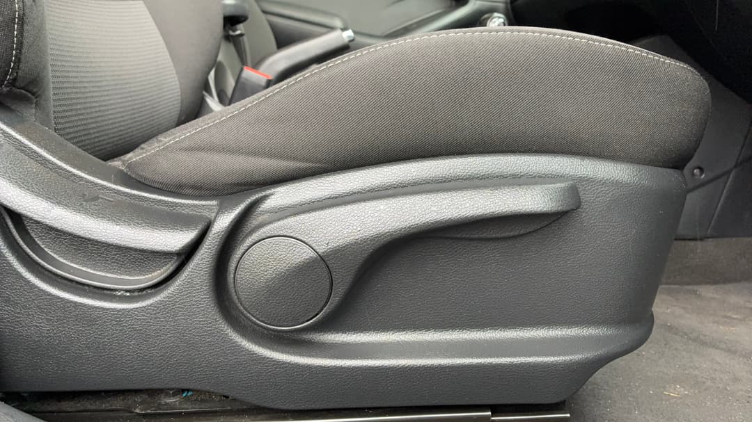 2017 Kia Cerato Sport, Automatic, 161453 km, Drivers Side Adjustment Panel