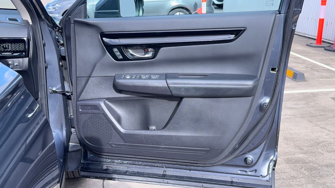 2024 Honda CR-V Vti L (AWD) 5 Seats, Automatic, 21912 km, Speaker View