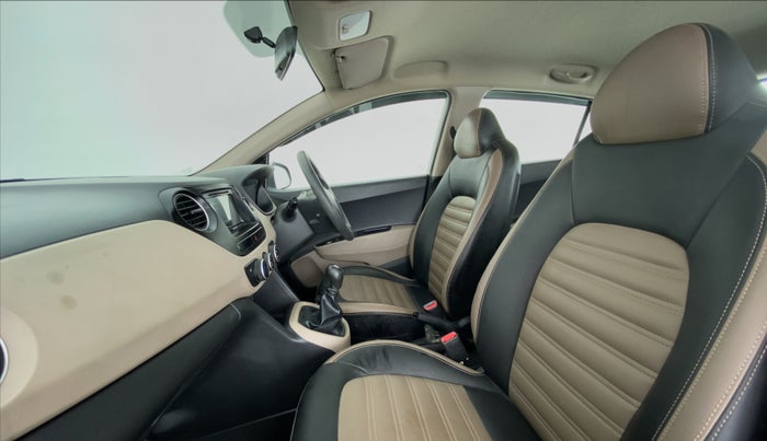 2017 Hyundai Grand i10 MAGNA 1.2 VTVT, Petrol, Manual, 15,419 km, Right Side Front Door Cabin