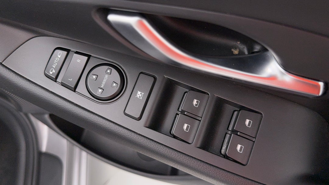 2023 Hyundai i30 i30, Automatic, 74459 km, Drivers Side Door Panel Controls