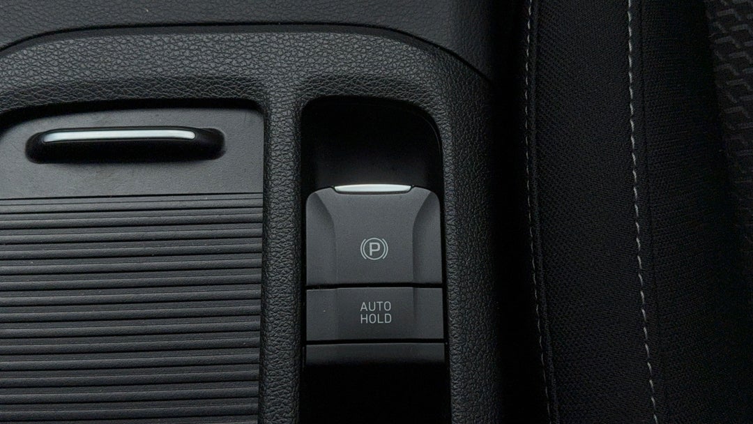 2023 Hyundai i30 i30, Automatic, 74459 km, Handbrake