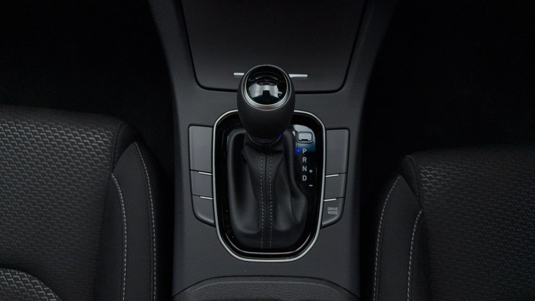 2023 Hyundai i30 i30, Automatic, 74459 km, Gear Lever 