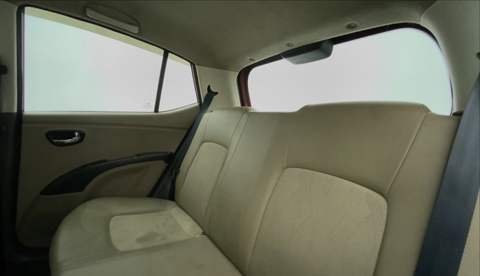 2014 Hyundai i10 SPORTZ 1.1 IRDE2, Petrol, Manual, 69,163 km, Right Side Rear Door Cabin