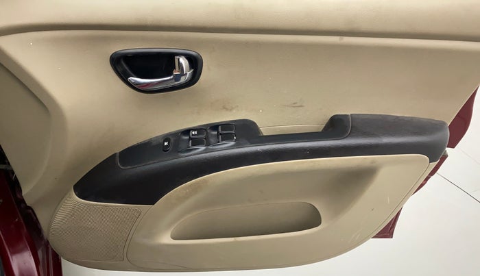 2014 Hyundai i10 SPORTZ 1.1 IRDE2, Petrol, Manual, 69,163 km, Driver Side Door Panels Control