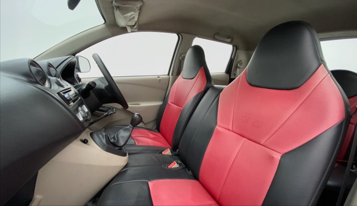 2016 Datsun Go T, Petrol, Manual, 1,14,499 km, Right Side Front Door Cabin