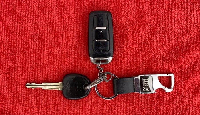 2015 Hyundai Eon ERA PLUS, Petrol, Manual, 76,856 km, Key Close Up