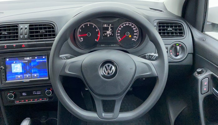2021 Volkswagen Polo COMFORTLINE 1.0 TSI AT, Petrol, Automatic, 3,349 km, Steering Wheel Close Up