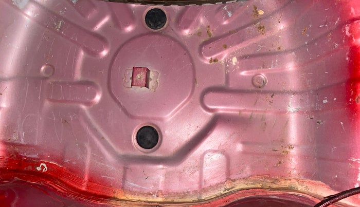 2018 Datsun Redi Go 1.0 T(O), Petrol, Manual, 55,547 km, Boot floor - Slight discoloration