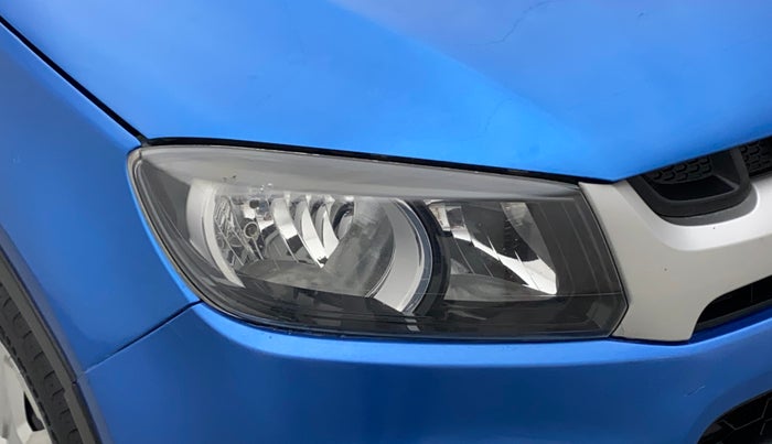 2016 Maruti Vitara Brezza VDI, Diesel, Manual, 76,077 km, Right headlight - Faded