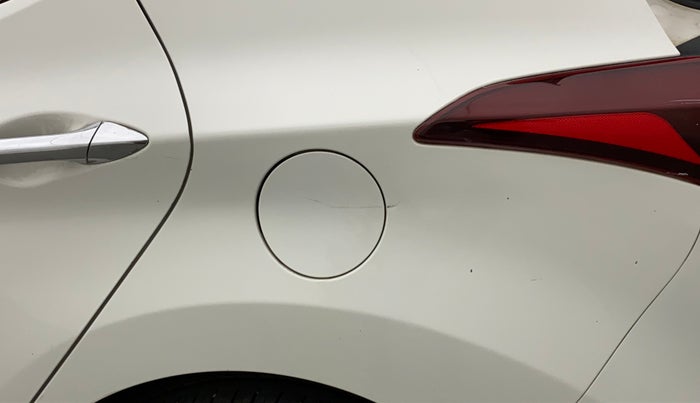 2015 Hyundai New Elantra SX 1.8 MT, Petrol, Manual, 93,946 km, Left quarter panel - Slightly dented