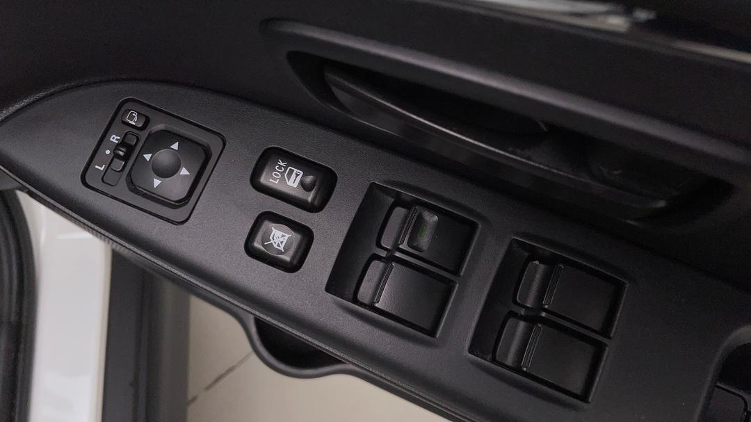 2020 Mitsubishi ASX Es (2wd), Automatic, 45625 km, Drivers Side Door Panel Controls
