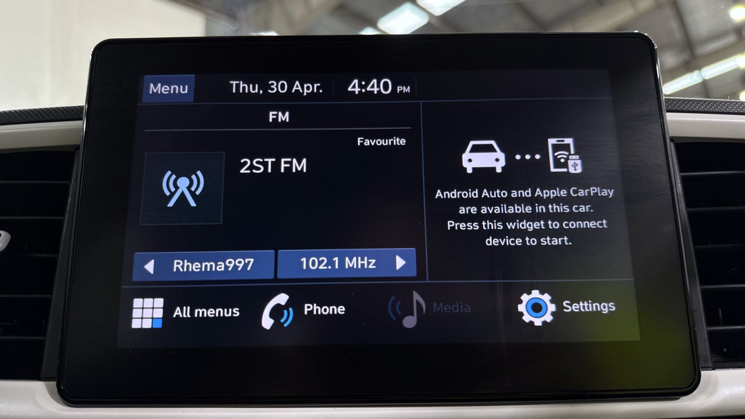 2021 Hyundai Venue Active, Automatic, 57458 km, Infotainment System