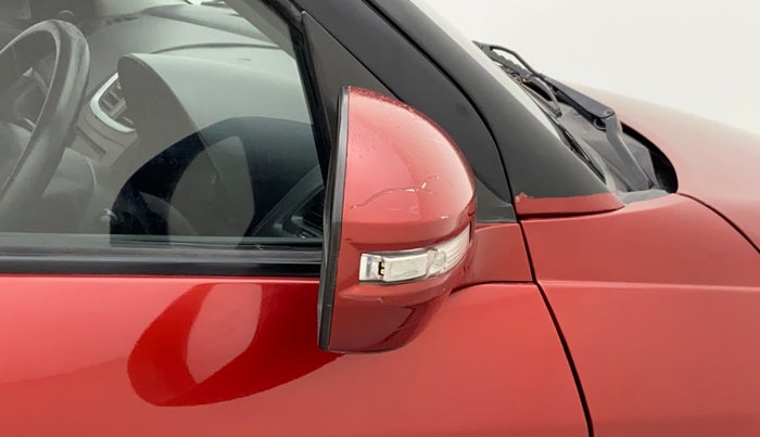 2014 Maruti Swift VDI, Diesel, Manual, 83,829 km, Right rear-view mirror - Indicator light not working