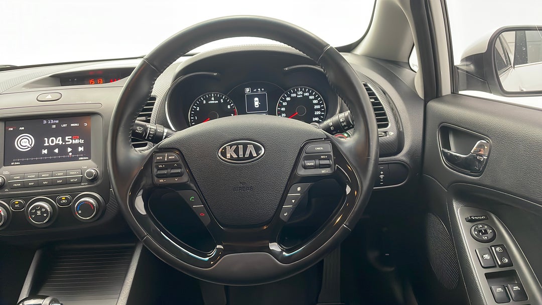 2017 Kia Cerato Sport + Nav, Automatic, 26021 km, Steering Wheel Close-up