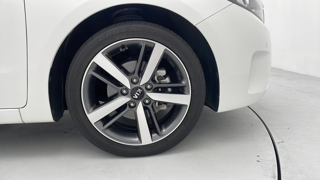 2017 Kia Cerato Sport + Nav, Automatic, 26021 km, Right Front Wheel