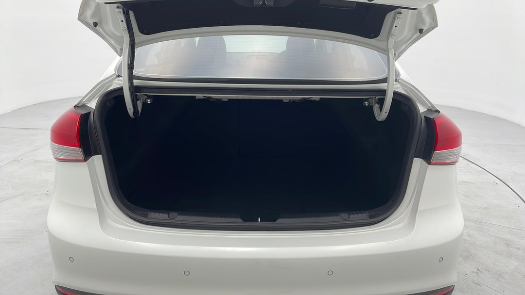 2017 Kia Cerato Sport + Nav, Automatic, 26021 km, Boot Inside View