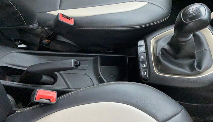 2019 Hyundai NEW SANTRO SPORTZ 1.1, Petrol, Manual, 44,763 km, Gear Lever