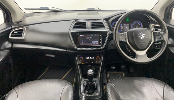 2015 Maruti S Cross ZETA 1.3, Diesel, Manual, 1,10,856 km, Dashboard