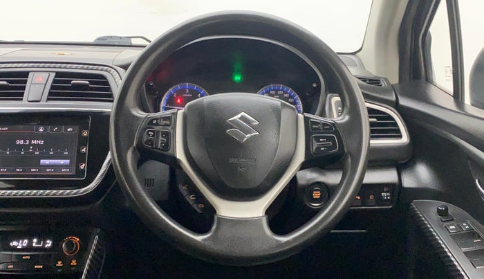 2015 Maruti S Cross ZETA 1.3, Diesel, Manual, 1,10,856 km, Steering Wheel Close Up