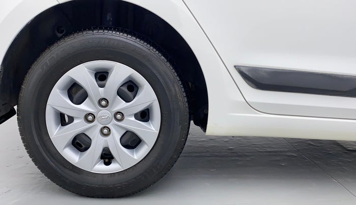2016 Hyundai Elite i20 SPORTZ 1.2, Petrol, Manual, 30,830 km, Right Rear Wheel