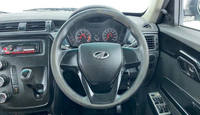 2018 Mahindra Kuv100 K2 TRIP CNG, CNG, Manual, 79,577 km, Steering Wheel Close Up