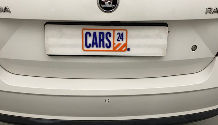 2017 Skoda Rapid MONTE CARLO 1.6 MPI AT, CNG, Automatic, 37,601 km, Infotainment system - Parking sensor not working