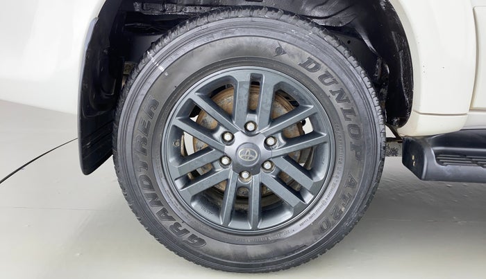2015 Toyota Fortuner 3.0 MT 4X2, Diesel, Manual, 50,357 km, Right Rear Wheel
