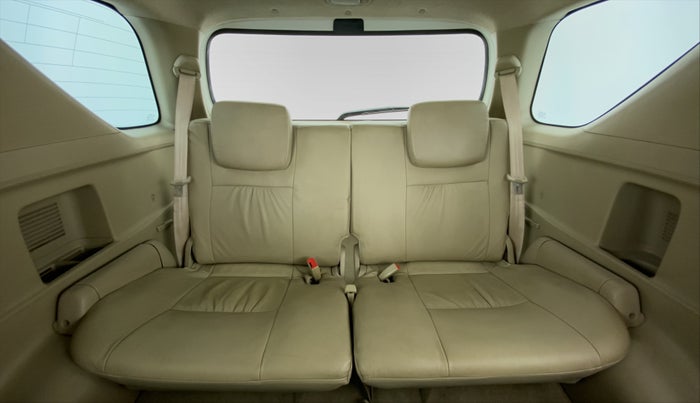 2015 Toyota Fortuner 3.0 MT 4X2, Diesel, Manual, 50,357 km, Third Seat Row ( optional )