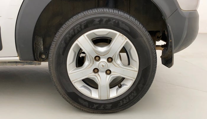 2019 Renault TRIBER RXZ, Petrol, Manual, 51,724 km, Left Rear Wheel