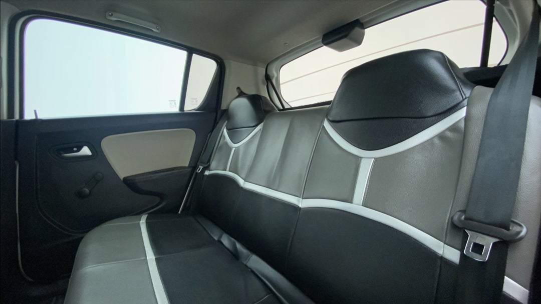 Right Side Rear Door Cabin